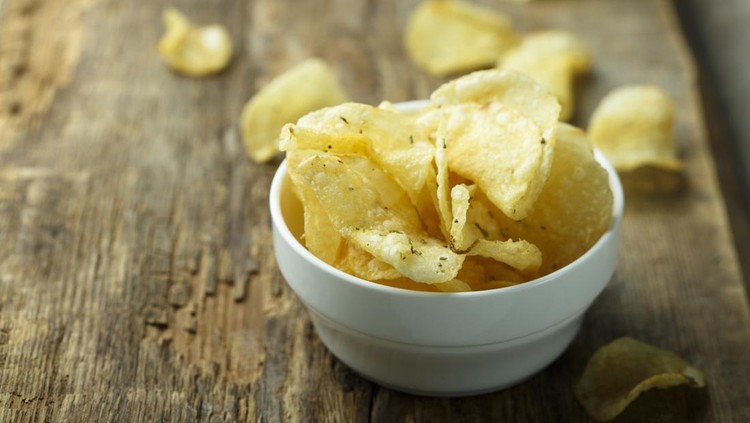 Homemade potato kettle chips