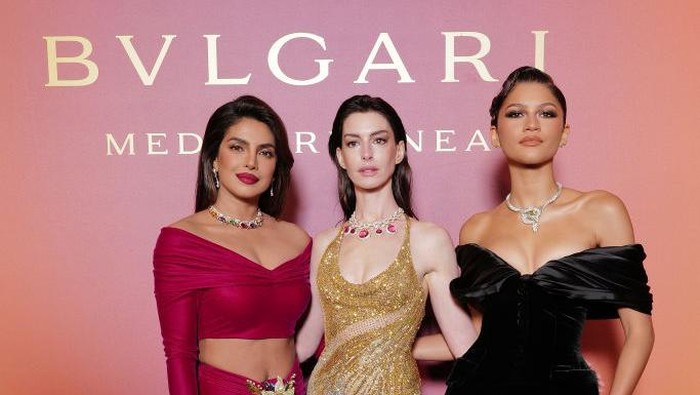 img-title Makeup Anne Hathaway, Zendaya, Priyanka Chopra di Bulgari Mediterranea, Serba Glamor!