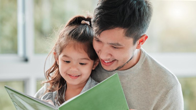 15 Kalimat yang Sebaiknya Diucapkan Ayah untuk Anak Perempuannya, Bikin Peka & Mandiri 15 Kalimat yang Sebaiknya Diucapkan Ayah untuk Anak Perempuannya, Bikin Peka & Mandiri