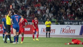 Dipegang Bocah Kamboja, Harga Medali yang Dibuang Bek Thailand Meroket