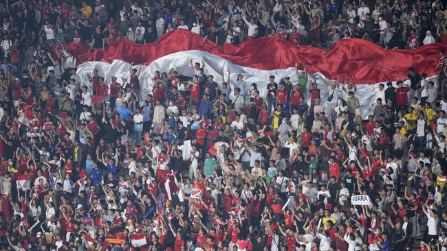 Bek timnas Vietnam Doan Van Hau cerita kengerian Stadion GBK yang menjadi markas Timnas Indonesia.