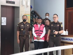 Menkominfo Tersangka Korupsi BTS 4G Bikin Netizen Kepo