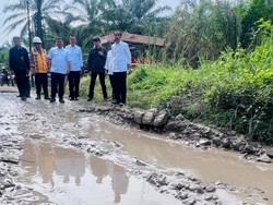 Tahap Awal Rp 14,9 T, Perbaikan Jalan Rusak Lampung-Sumut Digeber Juli