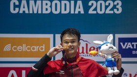 VIDEO: Raih 5 Medali Emas, Indonesia Juara Umum Bulu Tangkis SEA Games