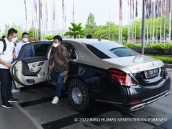 Mobil Mewah Tunggangan Johnny Plate Range Rover sampai Maybach, tapi Absen di LHKPN