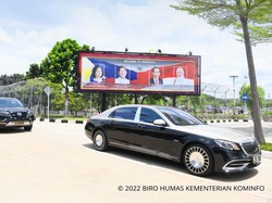 Mercedes Maybach Johnny G Plate Beli di Dealer Resmi?