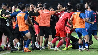 Timnas Indonesia U-22 dan Thailand U-22 berpeluang mendapat sanksi dari AFC menyusul keributan yang terjadi pada final SEA Games 2023, 16 Mei lalu.