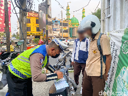 Oknum Polantas Bukittinggi Minta Uang, Kasat Lantas Bantah-Kapolres Minta Maaf