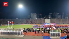 VIDEO: Momen Indonesia Raya dan Merah Putih Berkibar Usai Timnas Juara