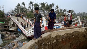 FOTO: Topan Mocha Acak-acak Myanmar hingga 81 Orang Tewas