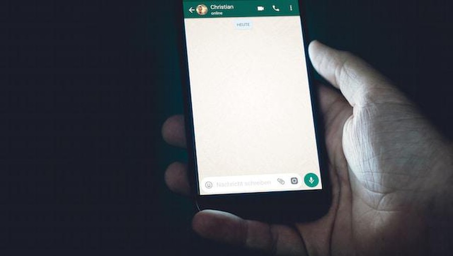 WhatsApp Chat WhatsApp.