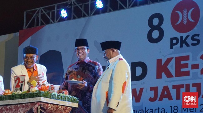 Partai Keadilan Sejahtera (PKS) menyebut bakal 'all out' demi memenangkan Pemilu 2024 dan Anies Baswedan dalam Pilpres 2024.