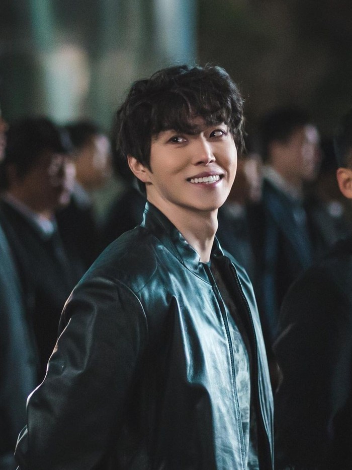 Di dalam drama debutnya, Lee Tae Hee berperan sebagai Shota yang muncul mulai episode delapan hingga akhir penayangan drama bertema aksi yang juga dibintangi oleh Joo Won tersebut./ Foto: instagram.com/taehe_e1221