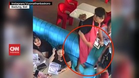 VIDEO: Dipanggil Tanpa Gelar, Dokter Ngamuk ke Pelayan