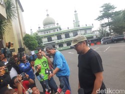Hanny Kristianto Pertanyakan 9 Rekening Yayasan Az-Zikra