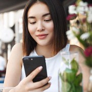 3 Hal yang Membuat Media Sosial Tidak Selamanya Buruk bagi Citra Diri Perempuan