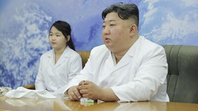 Kim Jong Un Ajak Putri Cek Satelit Mata-mata Korut