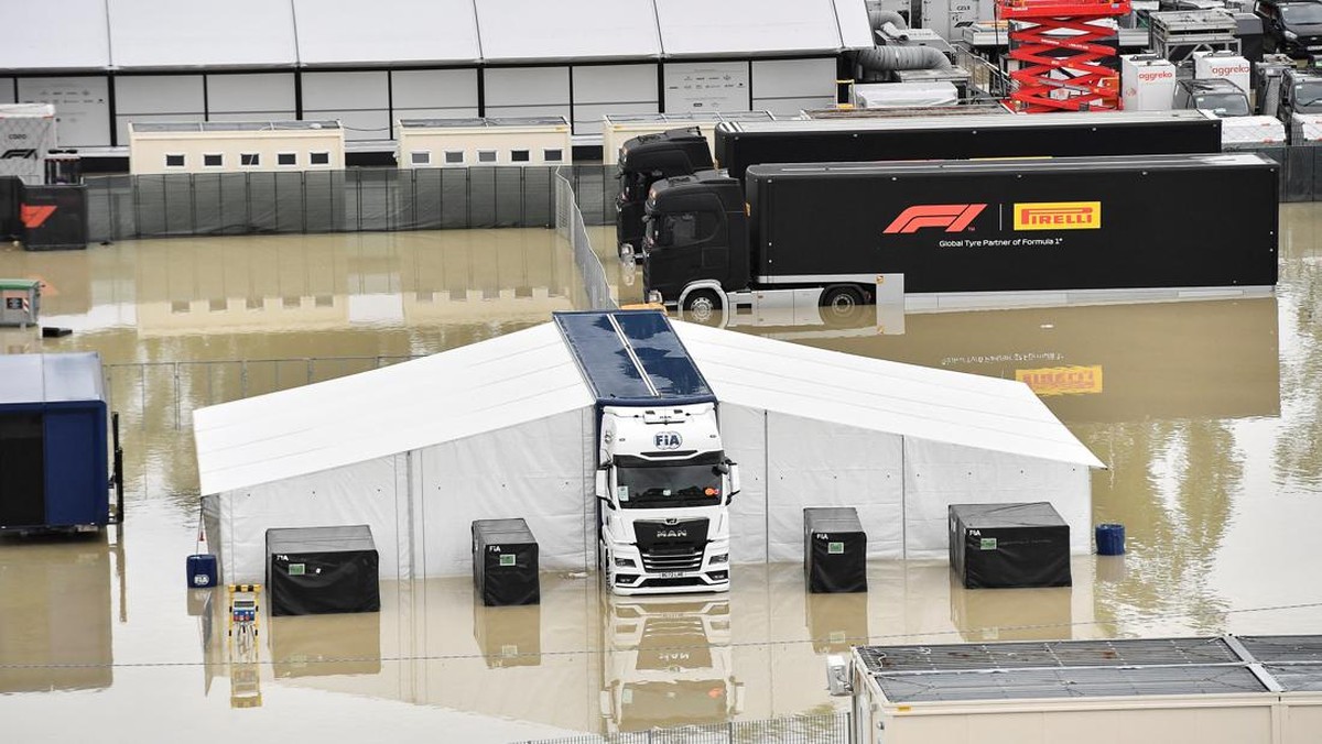 FOTO: Kota-kota di Italia Hingga Sirkuit Imola Terendam Banjir Bandang