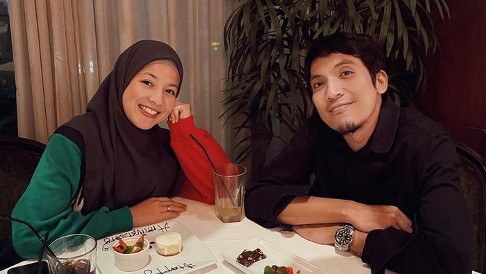 Potret Desta dan Natasha Rizki