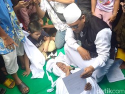 Viral Pria di Palembang Lakukan Sumpah Pocong, Ini Alasannya