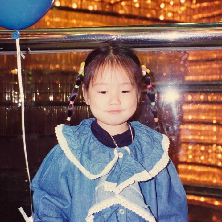 <p>Ahn Eun Jin kecil tampak sangat menggemaskan, ya? Tak terasa, bayi mungil itu sudah menjelma menjadi wanita cantik berusia 32 tahun. (Foto: Instagram @eunjin___a)</p>