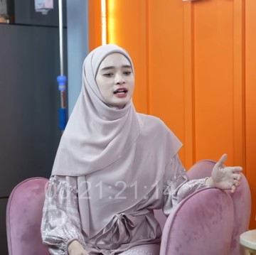 Inara Disebut Raup Miliaran Rupiah Usai Lepas Cadar, Ustaz Derry: Jadi Janda Kaya