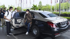 Mobil Miliaran yang Luput di Laporan Kekayaan Tersangka Johnny Plate