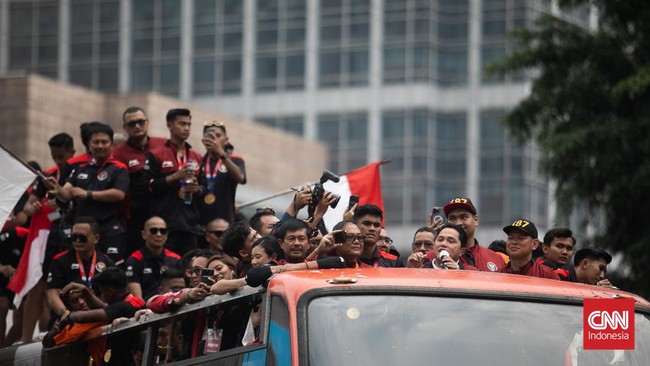 Pertandingan uji coba Timnas Indonesia kontra Argentina diharapkan menjadi pintu pembuka olahraga sepak bola menorehkan prestasi internasional.