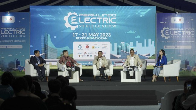 PEVS 2023 membawa momentum bagi para produsen, pemangku kepentingan, dan masyarakat untuk mengeksplorasi potensi yang ditawarkan kendaraan listrik.