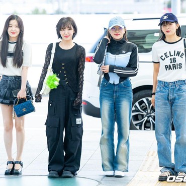 Gaya Modis Red Velvet Terbang dari Seoul ke Jakarta
