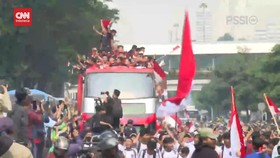 VIDEO: Meriah Pawai Atlet yang Harumkan Indonesia di SEA Games 2023