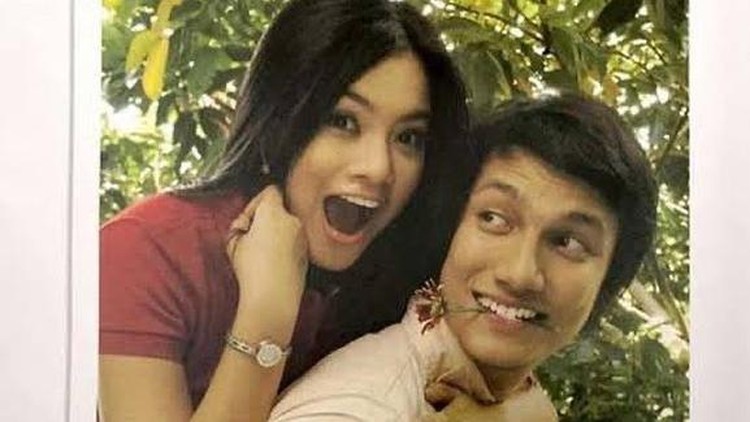 Titi Kamal dan Christian Sugiono Titi Kamal dan Christian Sugiono
