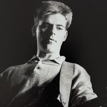 Andy Rourke Pemain Bas The Smiths Meninggal Dunia