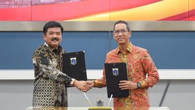 Kementerian ATR/BPN Serahkan 162 Sertifikat Aset Milik DKI