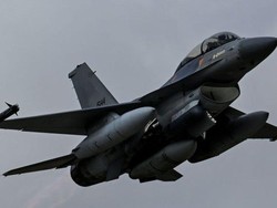 AS Akan Izinkan Sekutu Barat Kirim Jet Tempur F-16 ke Ukraina