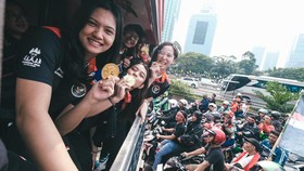 Diarak Usai Cetak Sejarah, Timnas Basket Putri Bangga