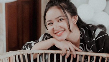 Alasan Adinda Azani Tak Umbar Wajah Anak Pertama di Media Sosial