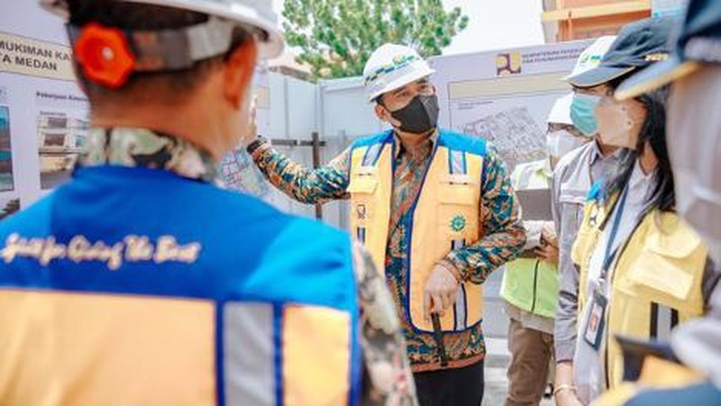 Pengerjaan revitalisasi Kota Lama Kesawan, Kota Medan yang dilakukan Kementerian Pekerjaan Umum dan Perumahan Rakyat (PUPR)