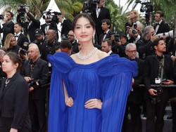 Gaya Raline Shah di Red Carpet Cannes Film Festival 2023