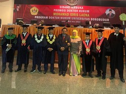 Disertasi soal Koperasi, Idris Laena Lulus dengan Predikat Cum Laude