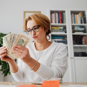 Khusus Freelancer, Ini 5 Trik Menjaga Keuangan Agar Tetap Stabil!