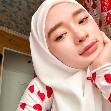 Respons Inara Rusli Usai Dihujat karena Unggah Foto Tanpa Hijab