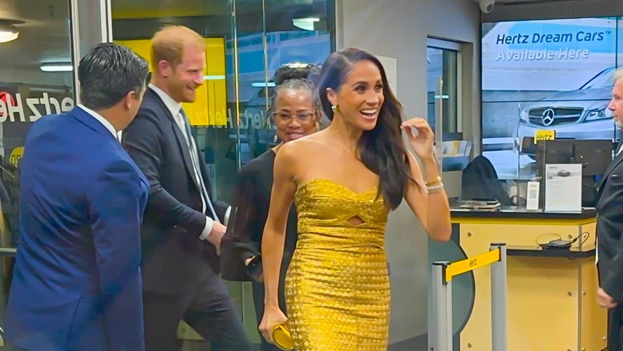 NEW YORK, NEW YORK - MAY 16: (L-R) Prince Harry, Duke of Sussex, Doria Ragland and Meghan Markle, Duchess of Sussex, are seen arriving to the 
