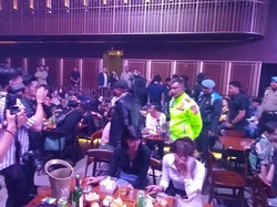 Cegah Narkoba, Polisi Tes Urine 194 Pengunjung Kelab Malam Bandung