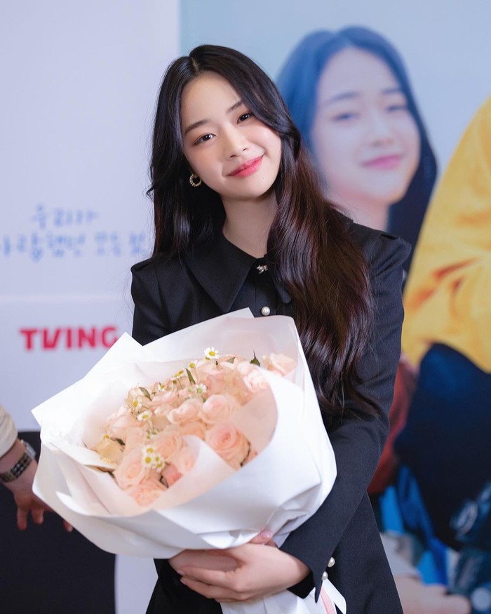 All That We Loved juga menjadi peran utama pertama yang diambil oleh Jang Yeo Bin, setelah sebelumnya mulai merintis karir sebagai pemeran pendukung dalam drama Stockstruck (2022) dan Our Blooming Youth (2023)./ Foto: instagram.com/yexobin