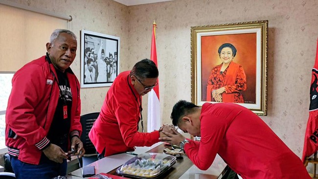 Wali Kota Solo, Gibran Rakabuming memenuhi panggilan partainya, DPP PDIP buntut pertemuannya dengan Ketua Umuk Partai Gerindra, Prabowo Subianto di Solo.