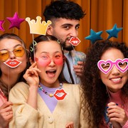 Punya Idola Itu Wajar, Tapi Jangan Sampai Terjebak Celebrity Worship! Kenali Ciri-cirinya