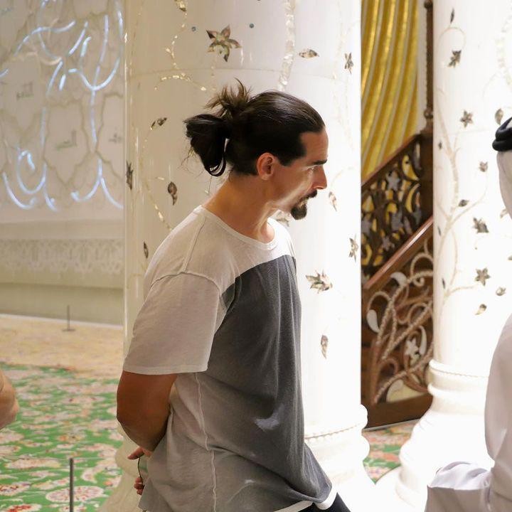 <p>Kunjungan ini tampaknya juga meninggalkan kesan yang baik buat Kevin, Bunda. Melalui kolom caption, ia mengaku kagum pada bangunan tersebut. (Foto: Instagram @kevinscottrichardson)<br /><br /><br /></p>