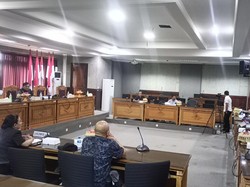 Dewan Sebut PPPK Bukan Solusi untuk Atasi Kekurangan Guru di Karangasem