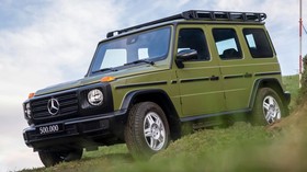 SUV Legendaris Mercy G-Class Rayakan Usia 44 Tahun